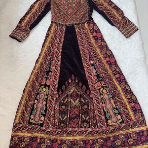 Custom Womens Henna Thobe (with belt and skirt) Size Medium